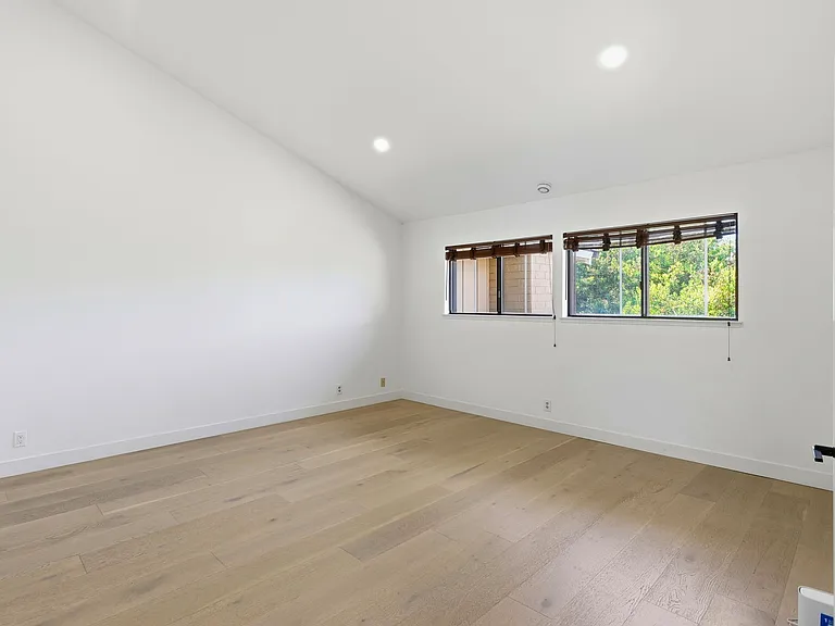 14 Calypso Ln — Photo 10