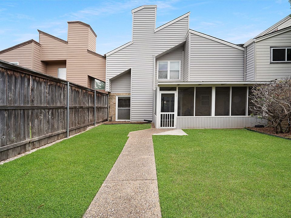 1st image of 10415 Shadow Bend Dr