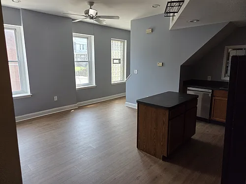 146 Vassar St #3 Photo 1