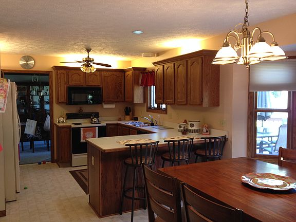5th image of 14118 Basswood Cir