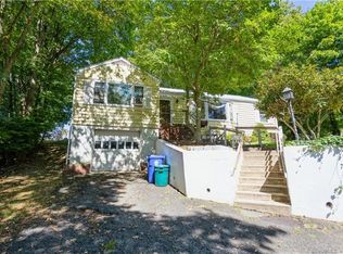 9 Colony Pl, Norwalk, CT 06851