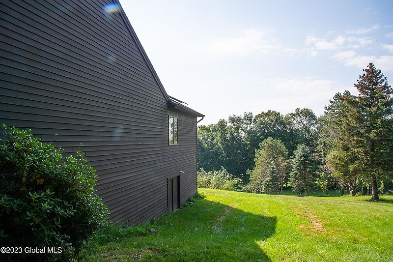 5th image of 5744 Jockey Street