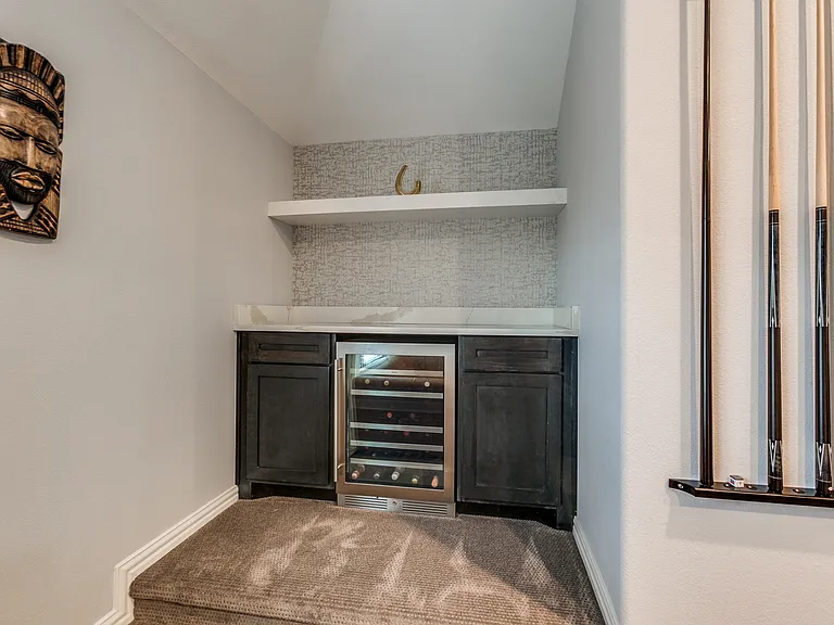 4194 Leighton Ln — Photo 16