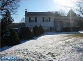 1395 Carroll Dr, Southampton, PA 18966