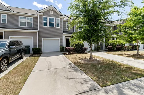 13 Villas Of Garrard Dr Photo 1