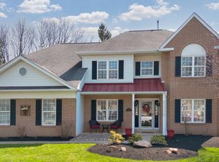 492 Shakespeare Dr, Collegeville, PA 19426