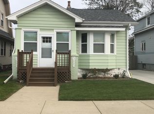 1315 Cleveland Ave, Racine, WI 53405