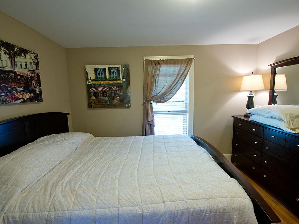 1st image of 3449 Hennepin Ave