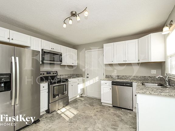 5th image of 5205 Sycamore Dr