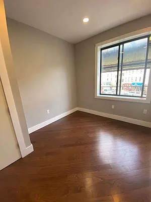 Rented by Lodger Corp | media 5