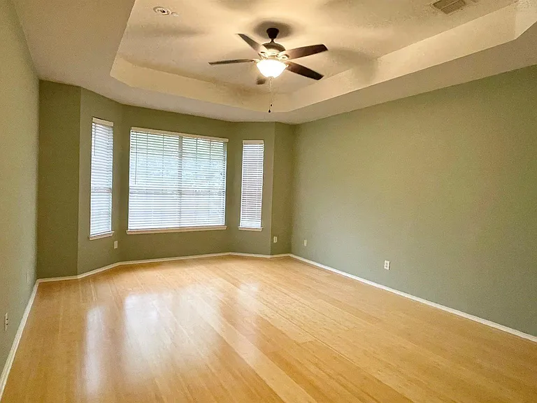 2712 Oakland Hills Dr — Photo 8