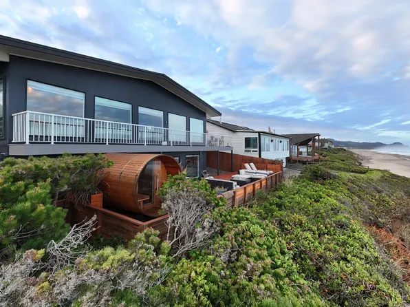 5455 El Mundo Ave, Lincoln City, OR 97367