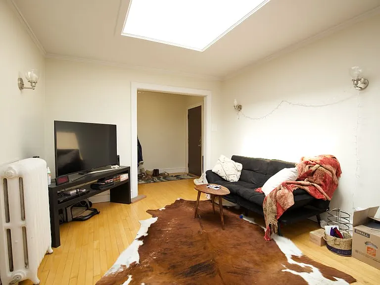 733 Elm St #103 — Photo 10