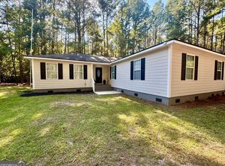 271 Thomas Cir, Springfield, GA 31329