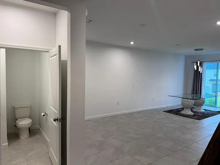 1183 Boardwalk Pl — Photo 9