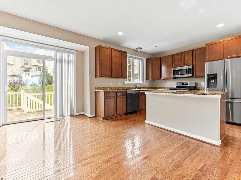 415 Saint Andrews Dr — Photo 15