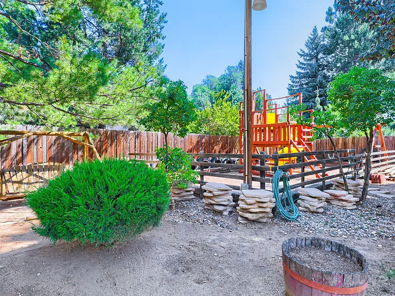 3202 Springridge Dr — Photo 27