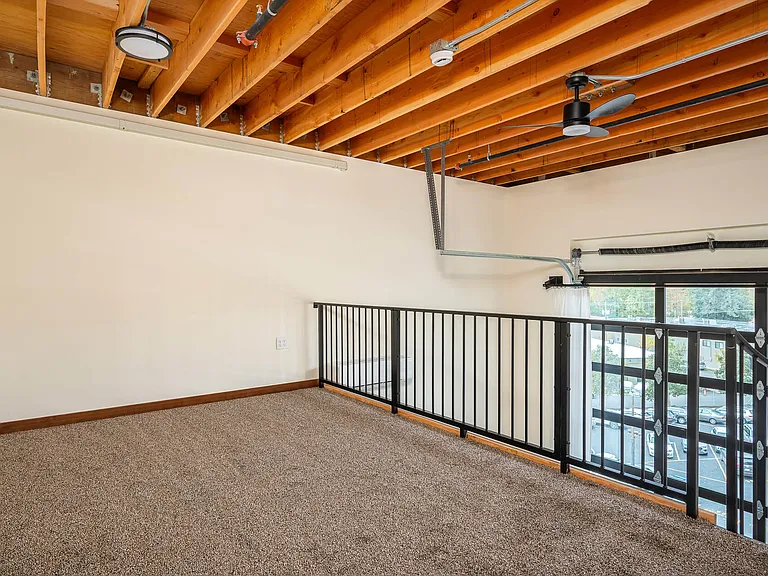 Sandy Rose Lofts — Photo 20