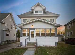 1305 S Madison St, Bloomington, IL