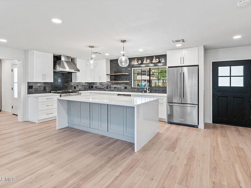 1st image of 4302 E Catalina Drive