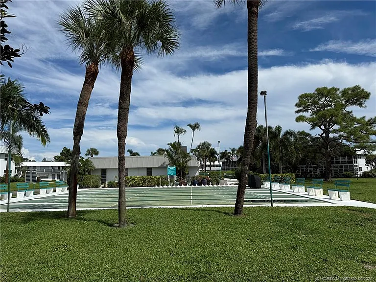 2929 SE Ocean Blvd #8 — Photo 20