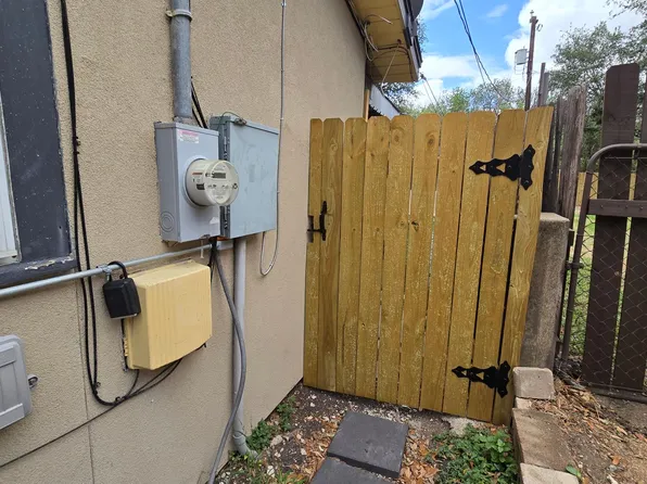 212 Placid, 212 Placid Dr #2, San Antonio, TX 78228