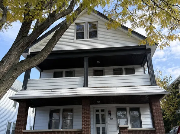 719 E 157th St, Cleveland, OH 44110