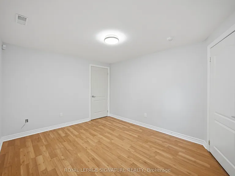 53 Guery Cres #2 — Photo 20