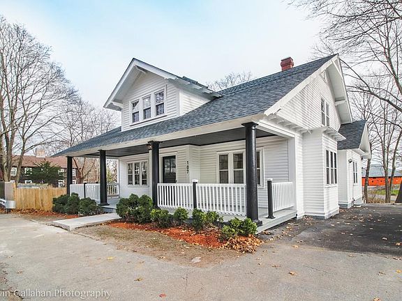 3rd image of 107 Essex St