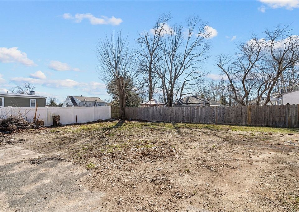 102 Hillberg Ave, Brockton, MA 02301 Zillow