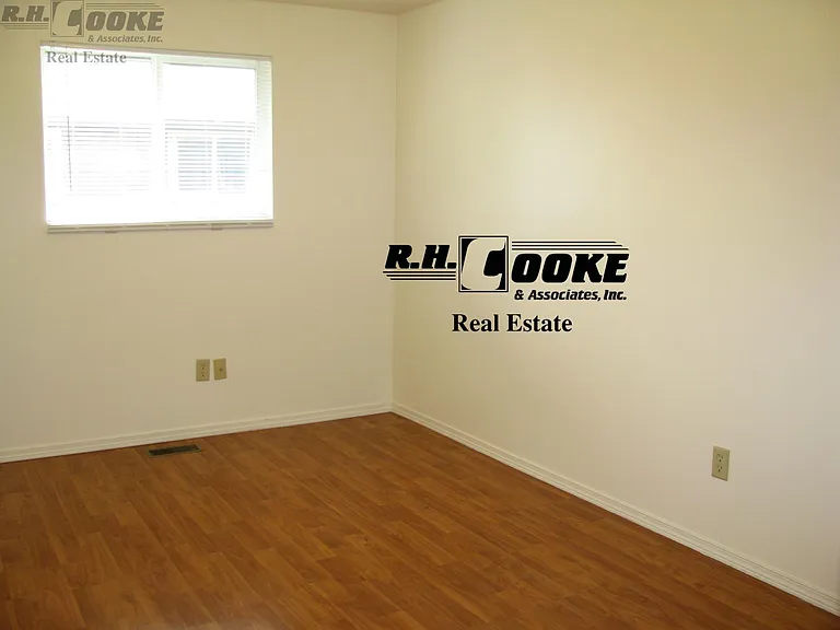 623 E Gordon Ave — Photo 11