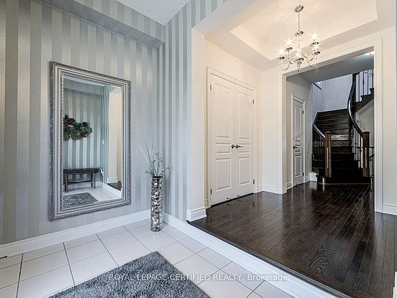 3rd image of 41 Danby St