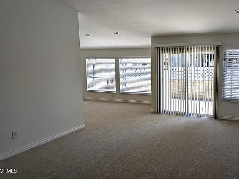 34010 Village 34 — Photo 6
