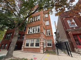 3702 W Wrightwood Ave, Chicago, IL