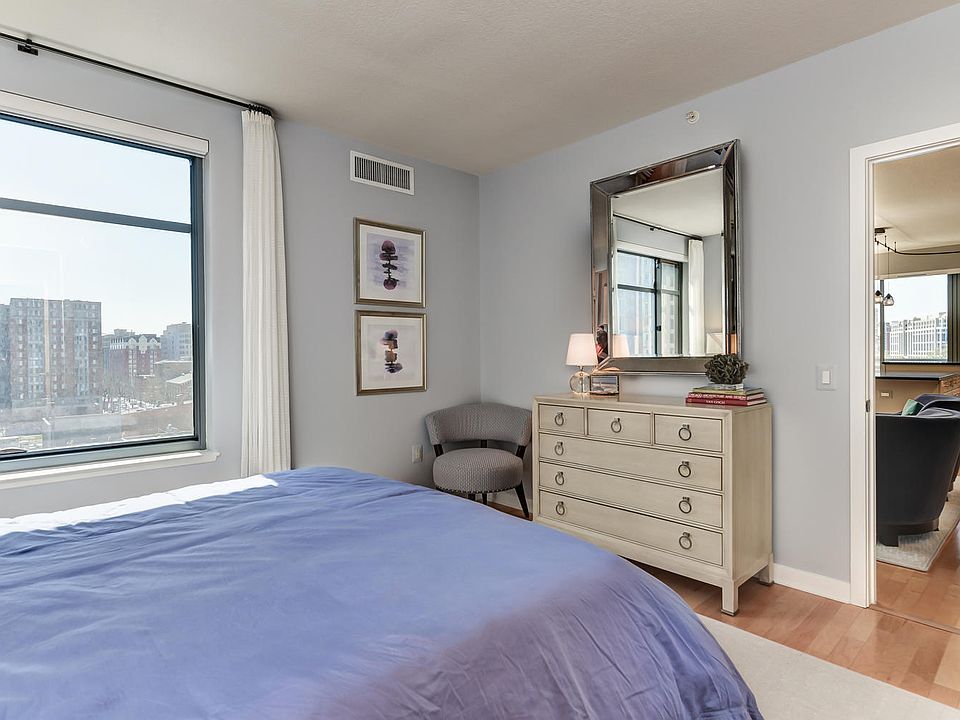 2nd image of 475 K St NW Unit 616