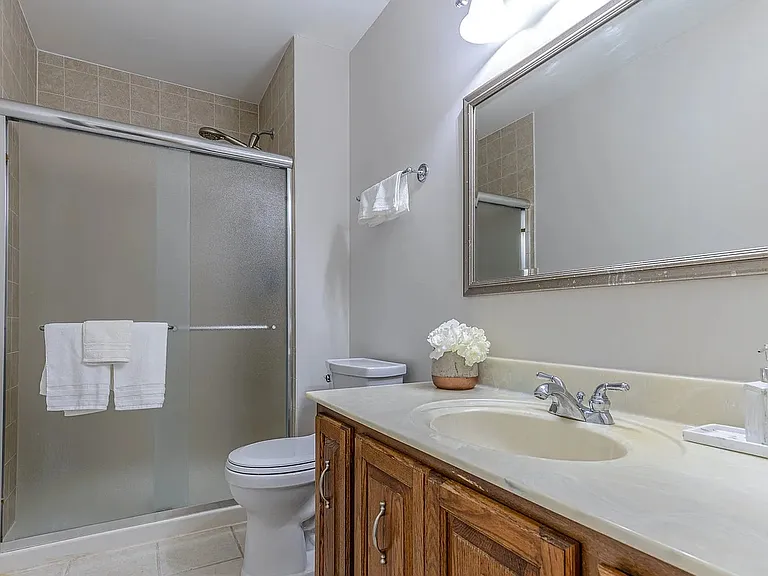 125 Pauline Ave — Photo 14
