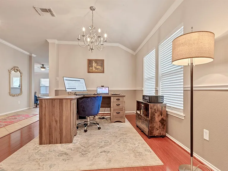 2911 Ashbrook Ln — Photo 5