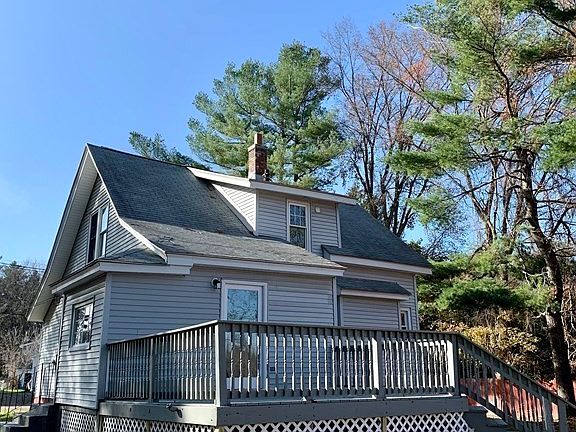 3rd image of 351 Greenwood St