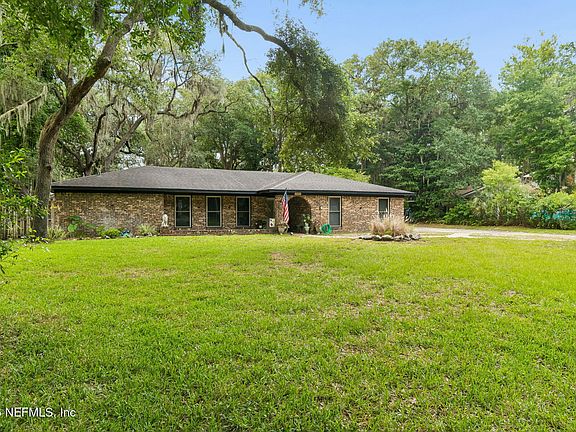 3rd image of 1631 ARROWHEAD Trail
