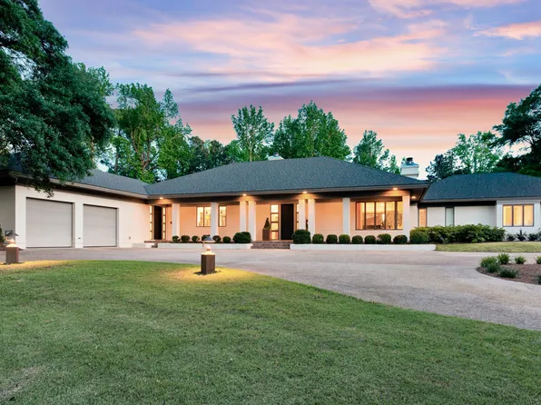 925 Rabbit Run, Wilmington, NC 28409