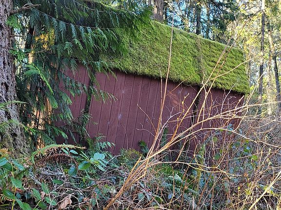 3rd image of 190 XX SE 66th Street