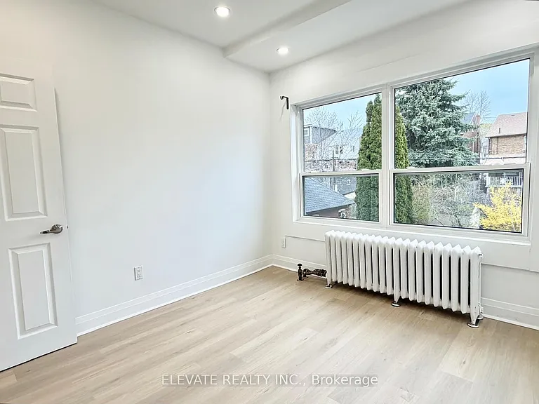 275 Lauder Ave #2 — Photo 13