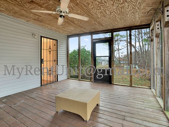 4th image of 1507 Riddle Rd