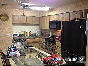 1053 Lynbrook Kitchen