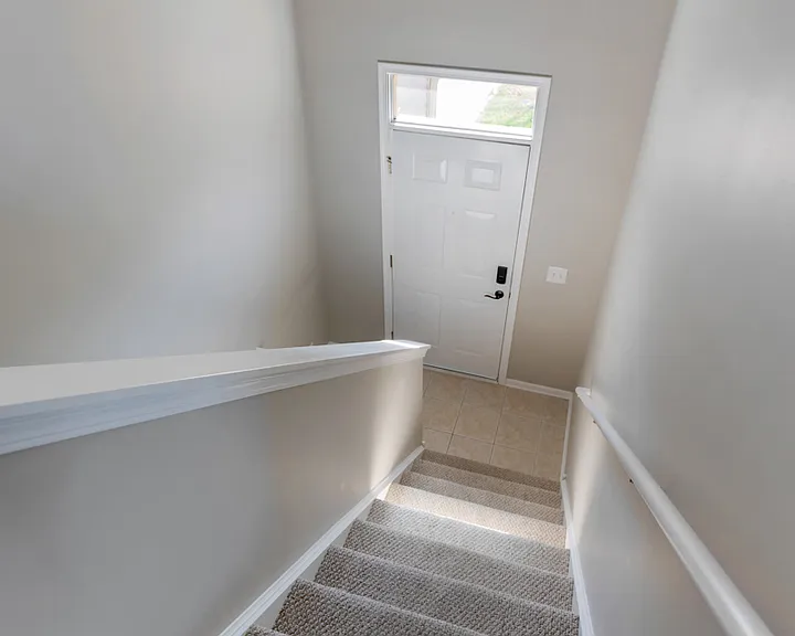 1638 Fredericksburg Ln #1638 — Photo 11