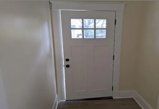3513 Hudson Avenue Unit 1 — Photo 2