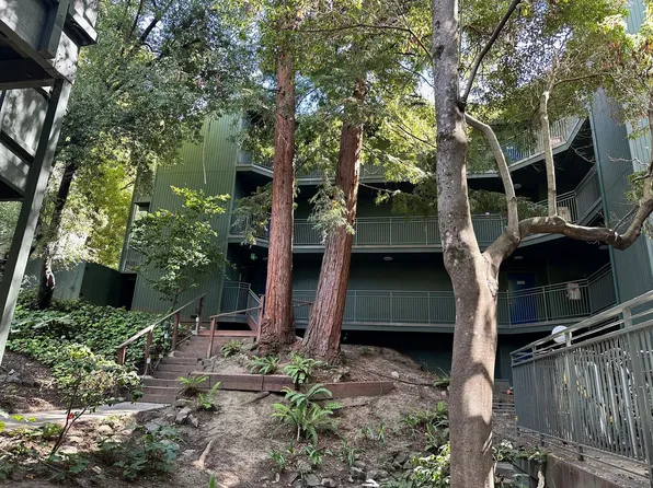 2700 Le Conte Ave APT 306, Berkeley, CA 94709