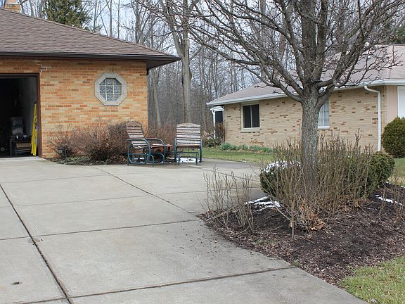 2nd image of 1850 Kathryn Dr