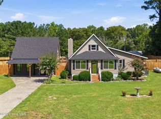 208 Dixon Circle, Washington, NC 27889