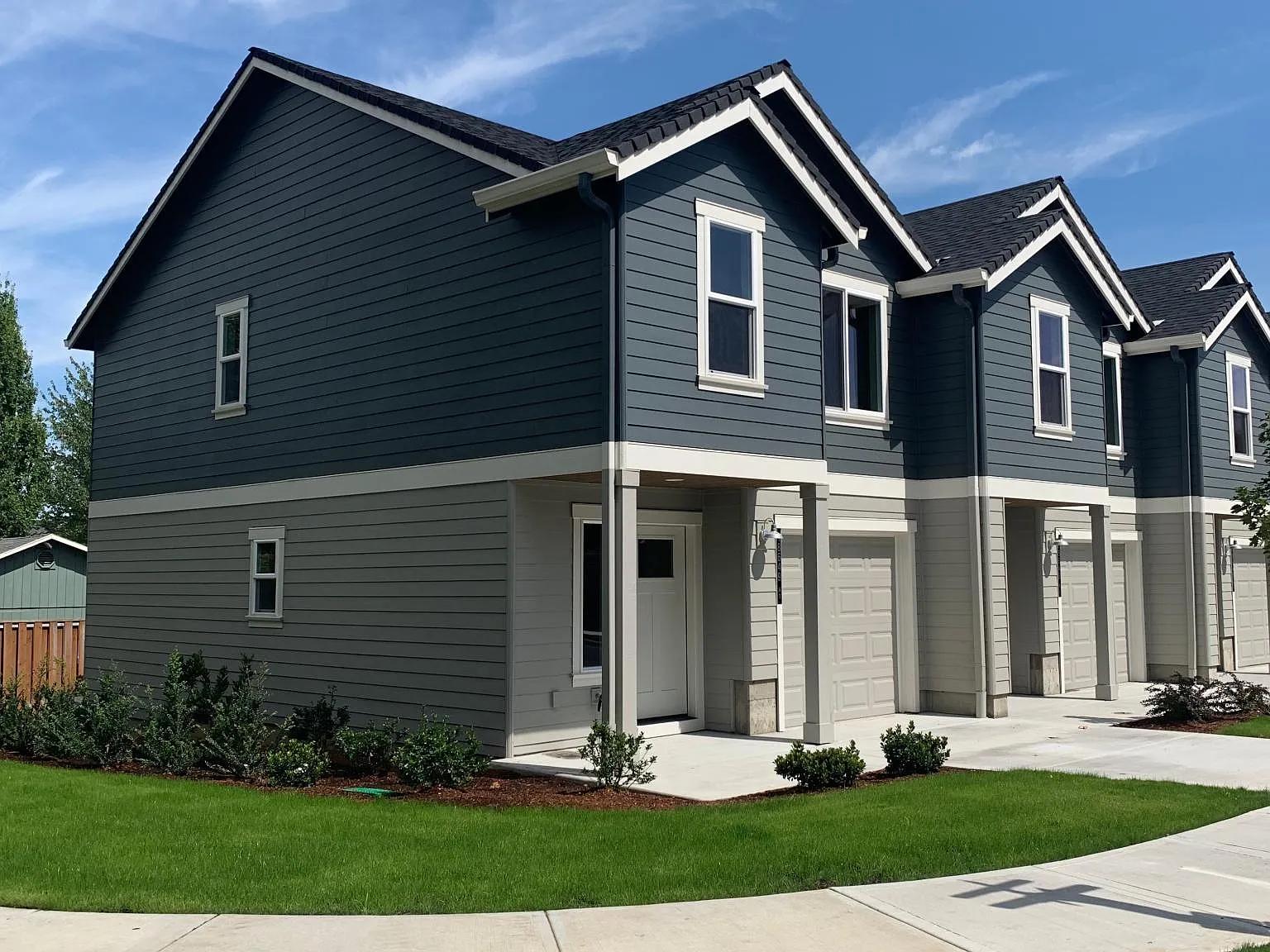 Cameo Townhomes — Photo 3